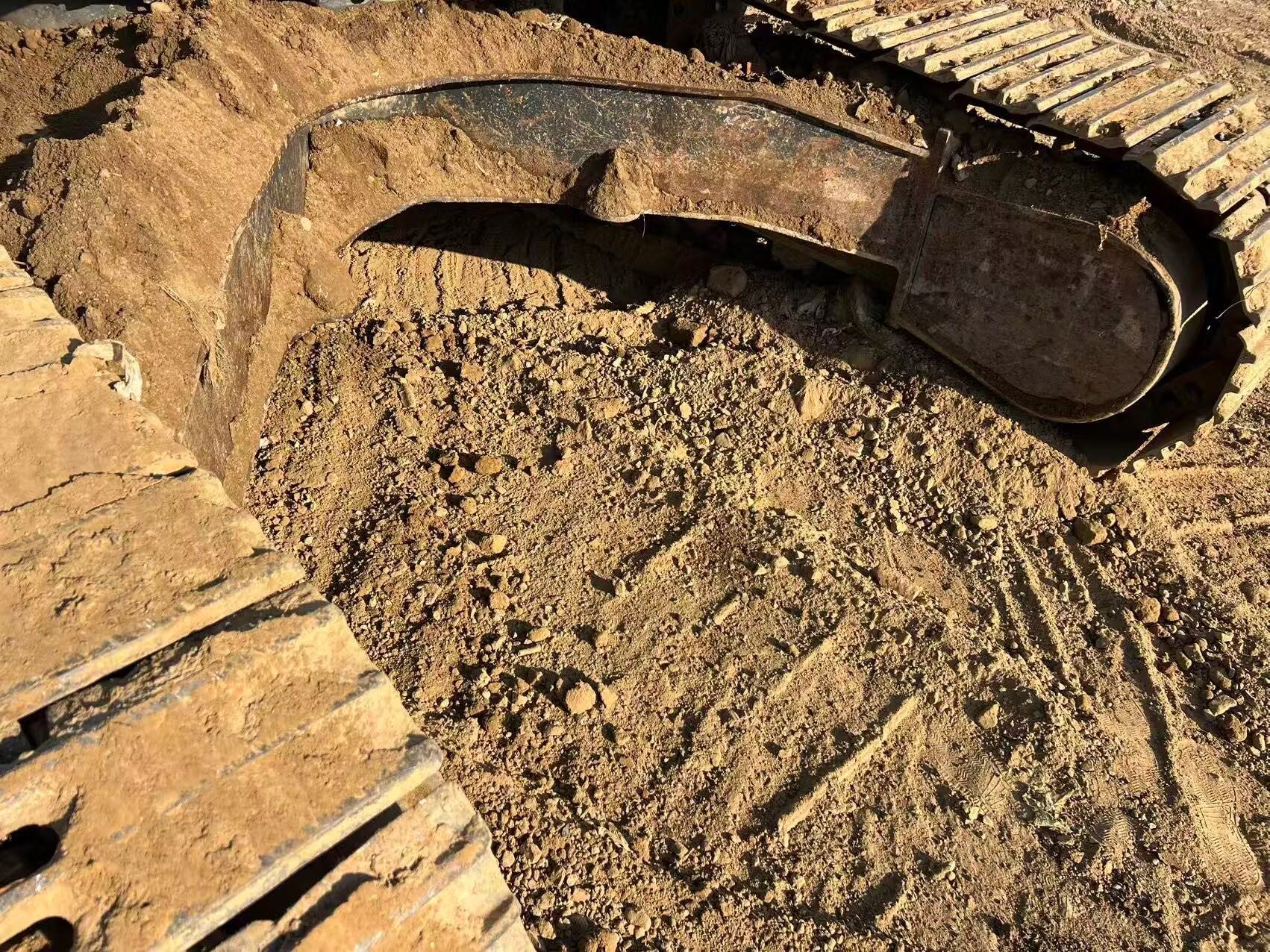 Used Kobelco SK210LC Excavator 2014 Model / 6