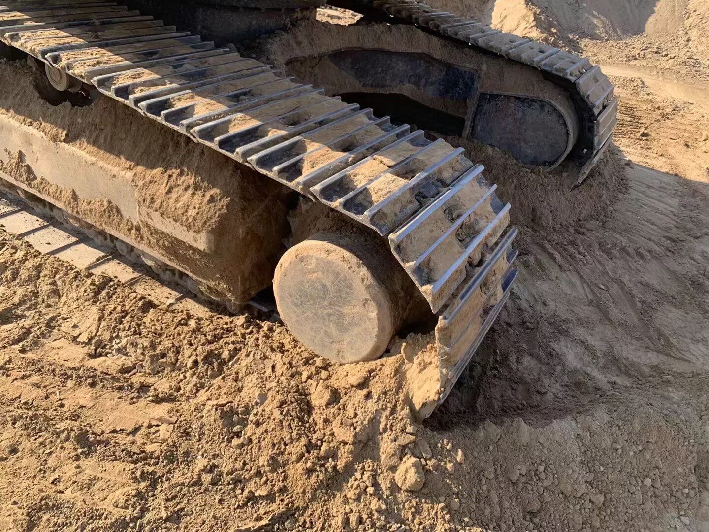 Used Sumitomo SH210A5 Excavator 2015 Model / 9