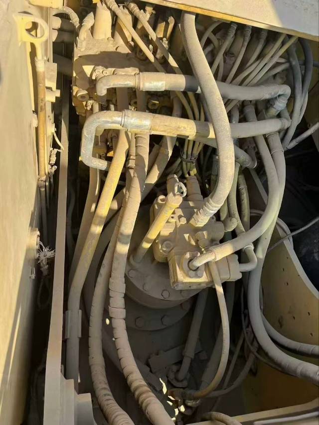 Used Caterpillar 320D Excavator 2018 Model / 5