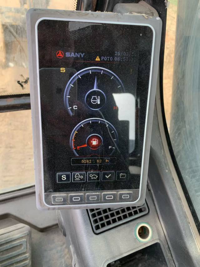 Used Sany SY205C Excavator 2021 Model / 8
