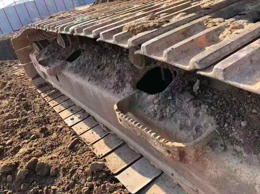 Used Komatsu PC200-8EO Excavator 2019 Model / 9