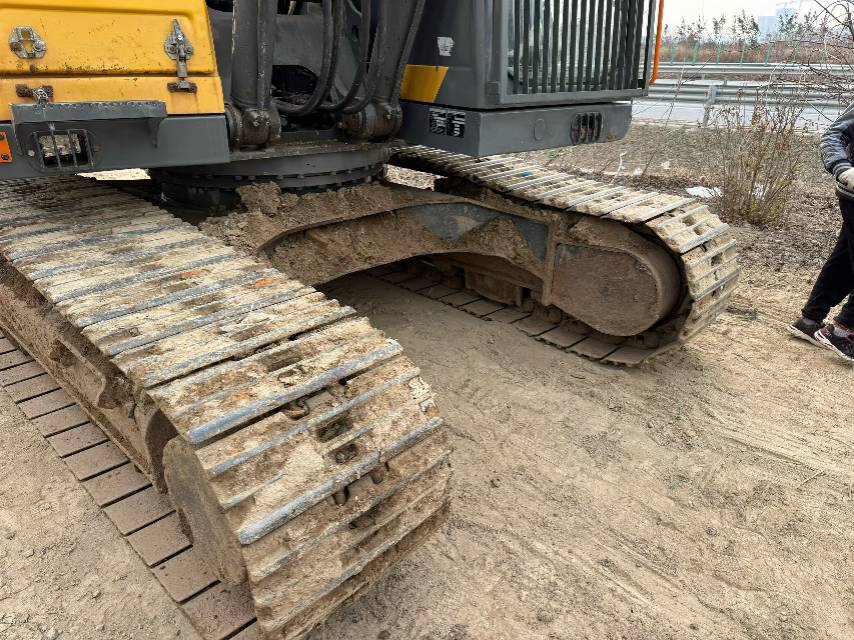 Used Volvo EC210D Excavator 2020 Model / 7