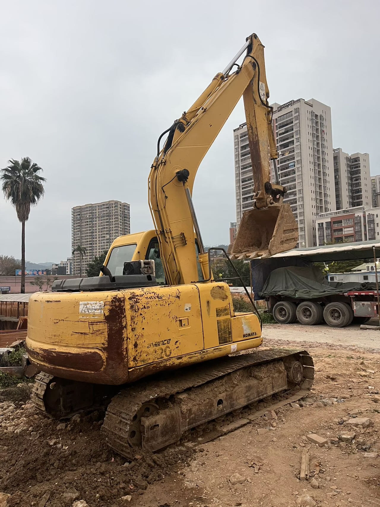 Used Komatsu PC120-6E Excavator 2006 Model / 2