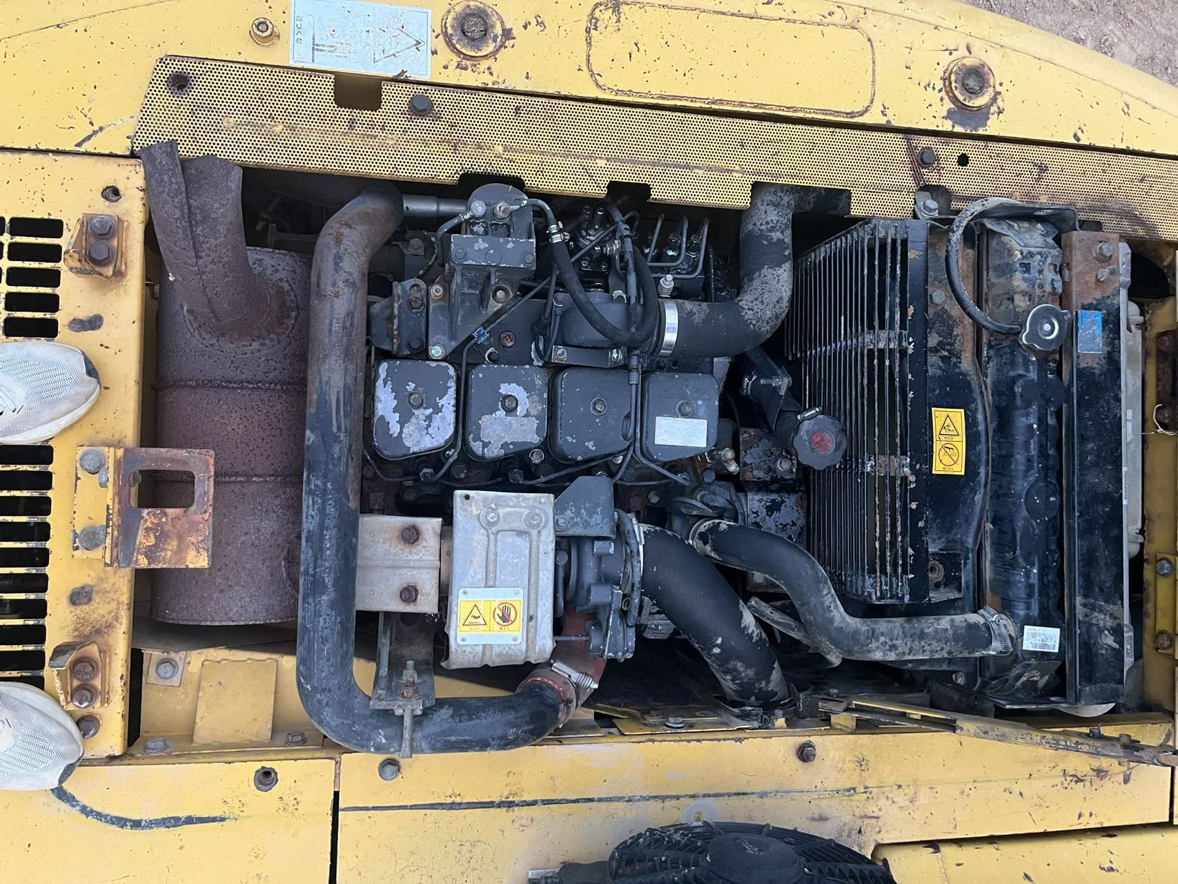 Used Komatsu PC120-6E Excavator 2006 Model / 3