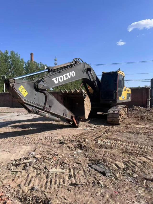 Used Volvo EC240B Excavator 2019 Model