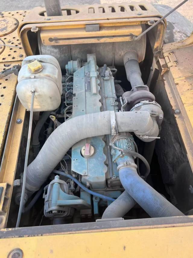 Used Volvo EC240B Excavator 2019 Model / 8