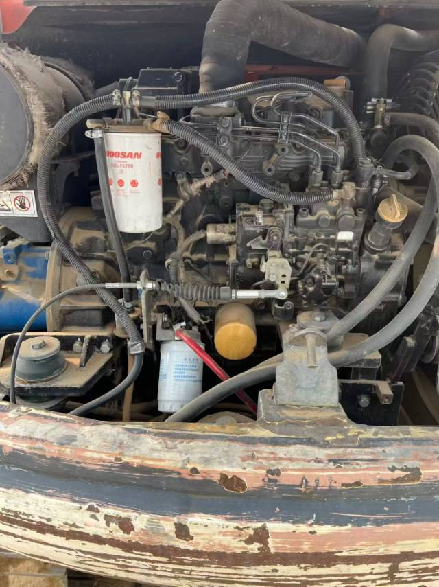 Used Doosan DX75 Excavator 2019 Model / 9