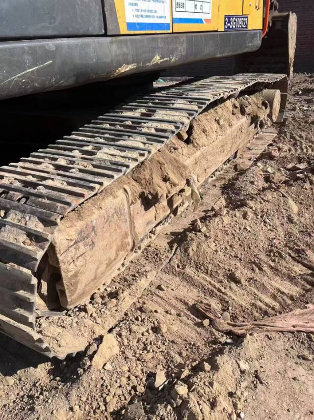 Used Volvo EC240B Excavator 2019 Model / 5