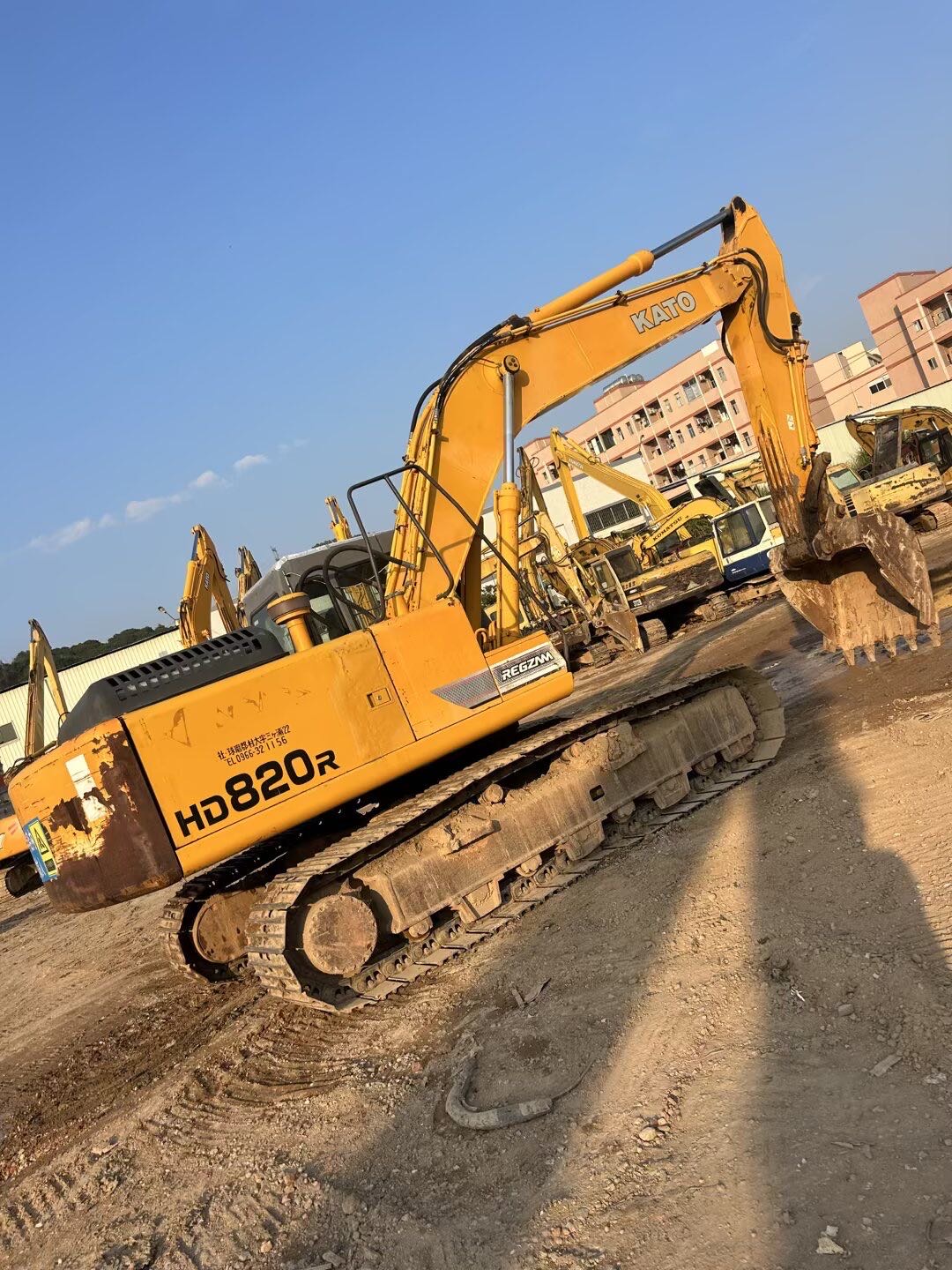 Used Kato HD820R Excavator 2013 Model / 2