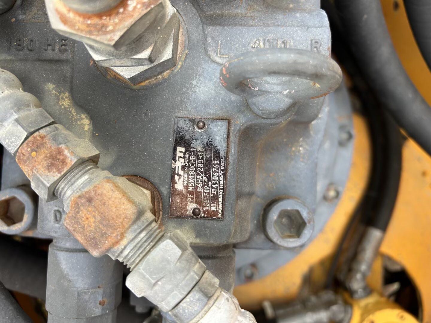 Used Kato HD1430R Excavator 2015 Model / 8