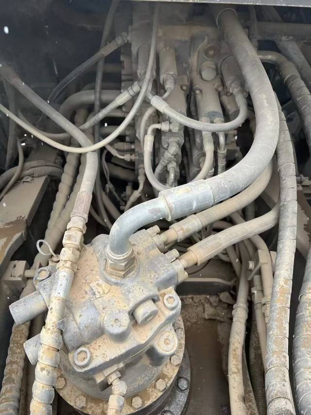 Used Sumitomo SH200LC Excavator 2019 Model / 5