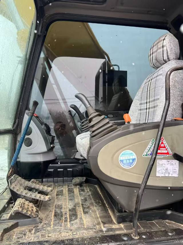 Used Sumitomo SH200LC Excavator 2019 Model / 3