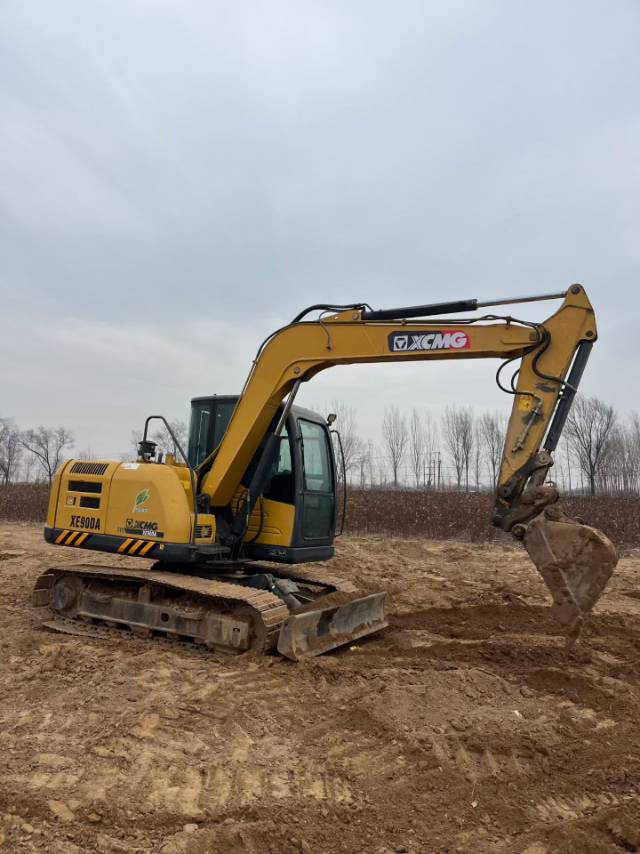 Used XCMG XE75DA Excavator 2020 Model / 2