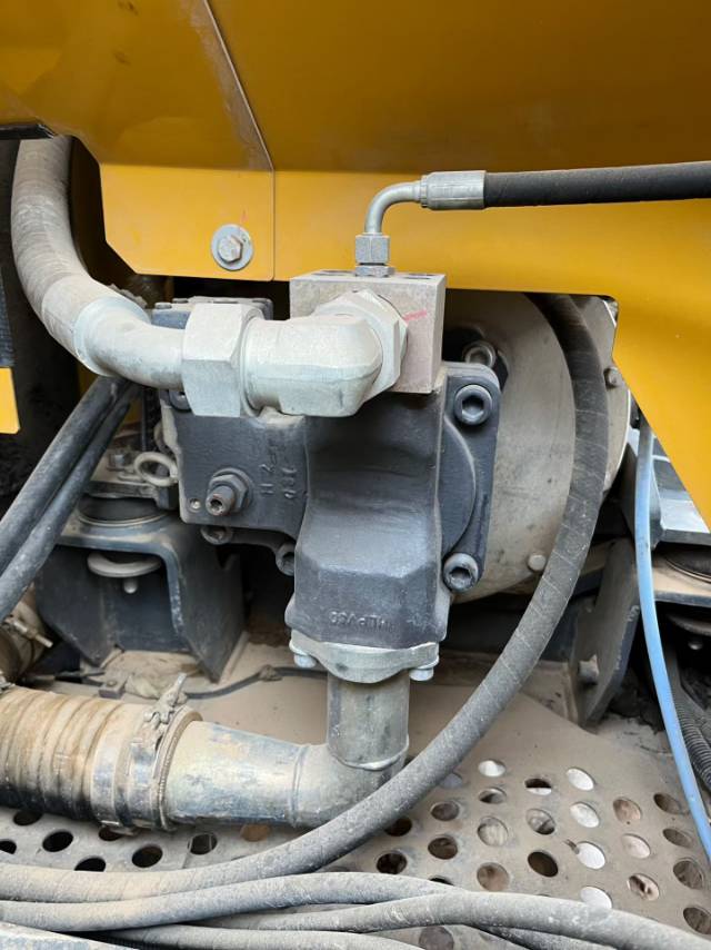 Used XCMG XE75DA Excavator 2020 Model / 8