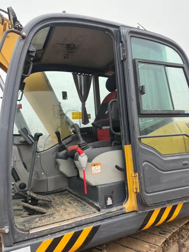 Used XCMG XE75DA Excavator 2020 Model / 5