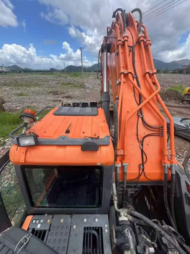 Used Doosan DX520 Excavator 2020 Model / 7