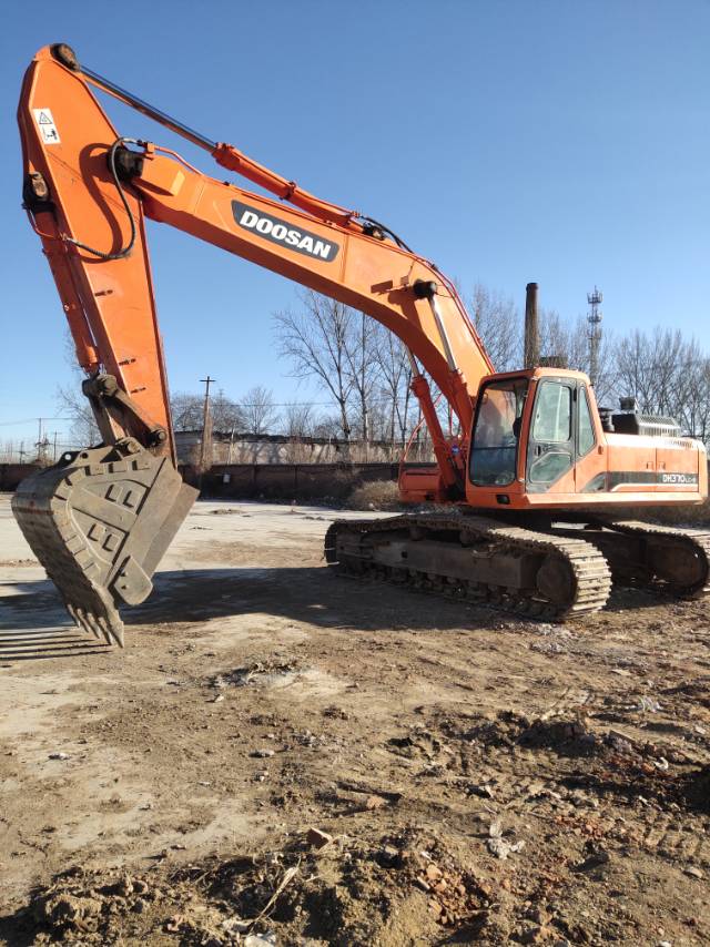 Used Doosan DH370 Excavator 2018 Model / 5