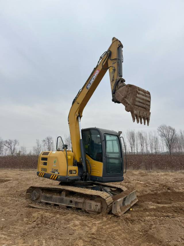 Used XCMG XE75DA Excavator 2020 Model / 2