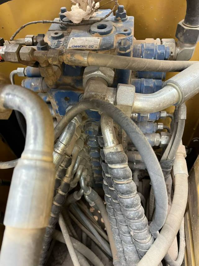 Used XCMG XE75DA Excavator 2020 Model / 9