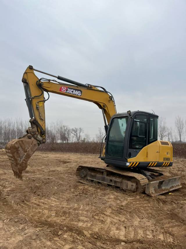 Used XCMG XE75DA Excavator 2020 Model / 4