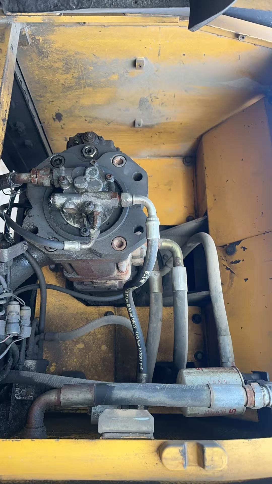 Used Volvo 290 Excavator 2009 Model / 2