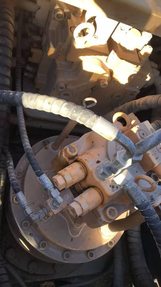 Used Sany SY305H Excavator 2017 Model / 9