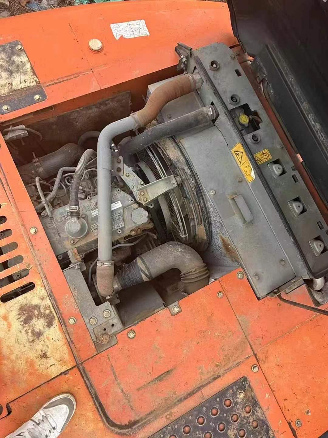 Used Hitachi ZAXIS200 Excavator 2016 Model / 5