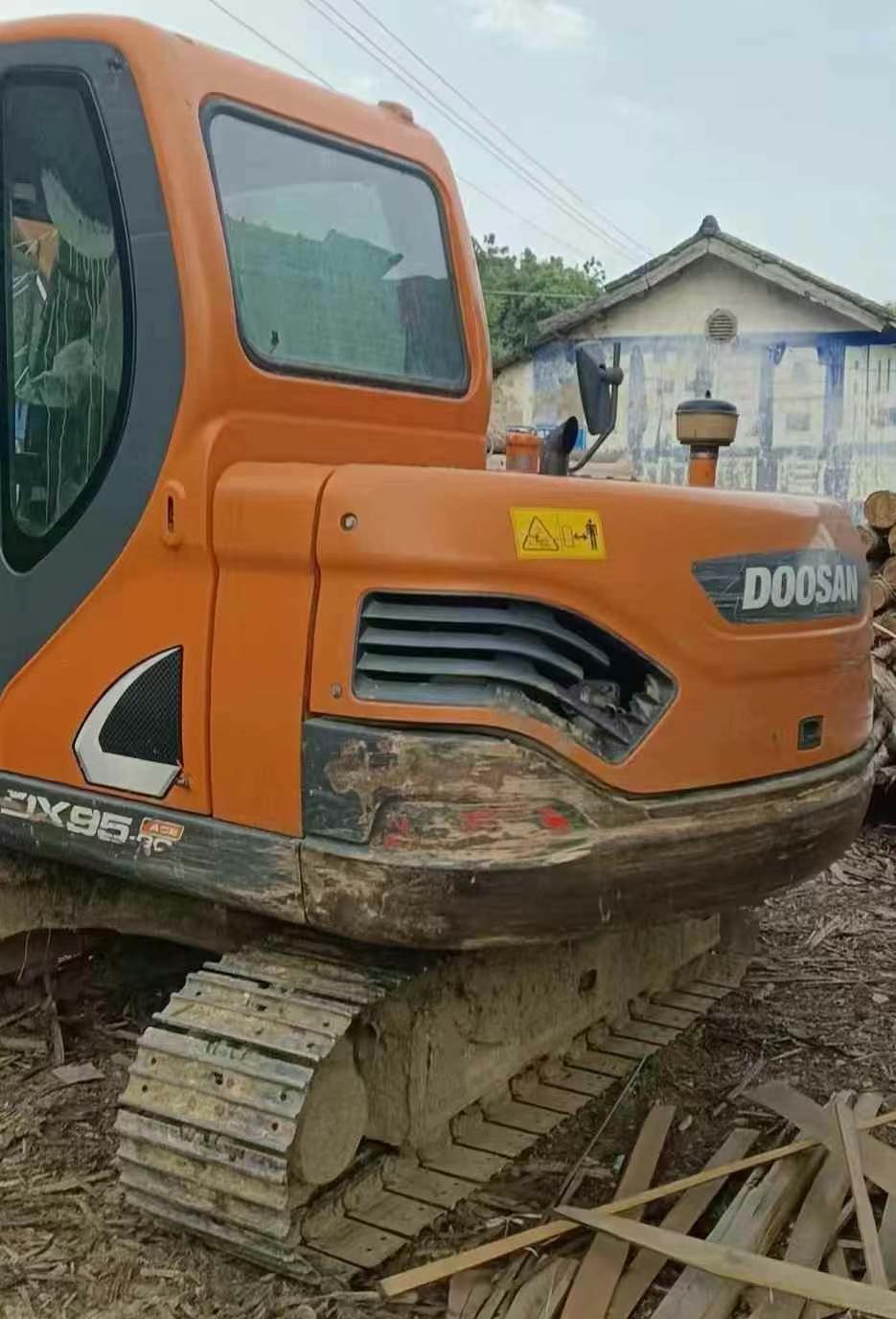 Used Doosan DX75 Excavator 2020 Model / 2