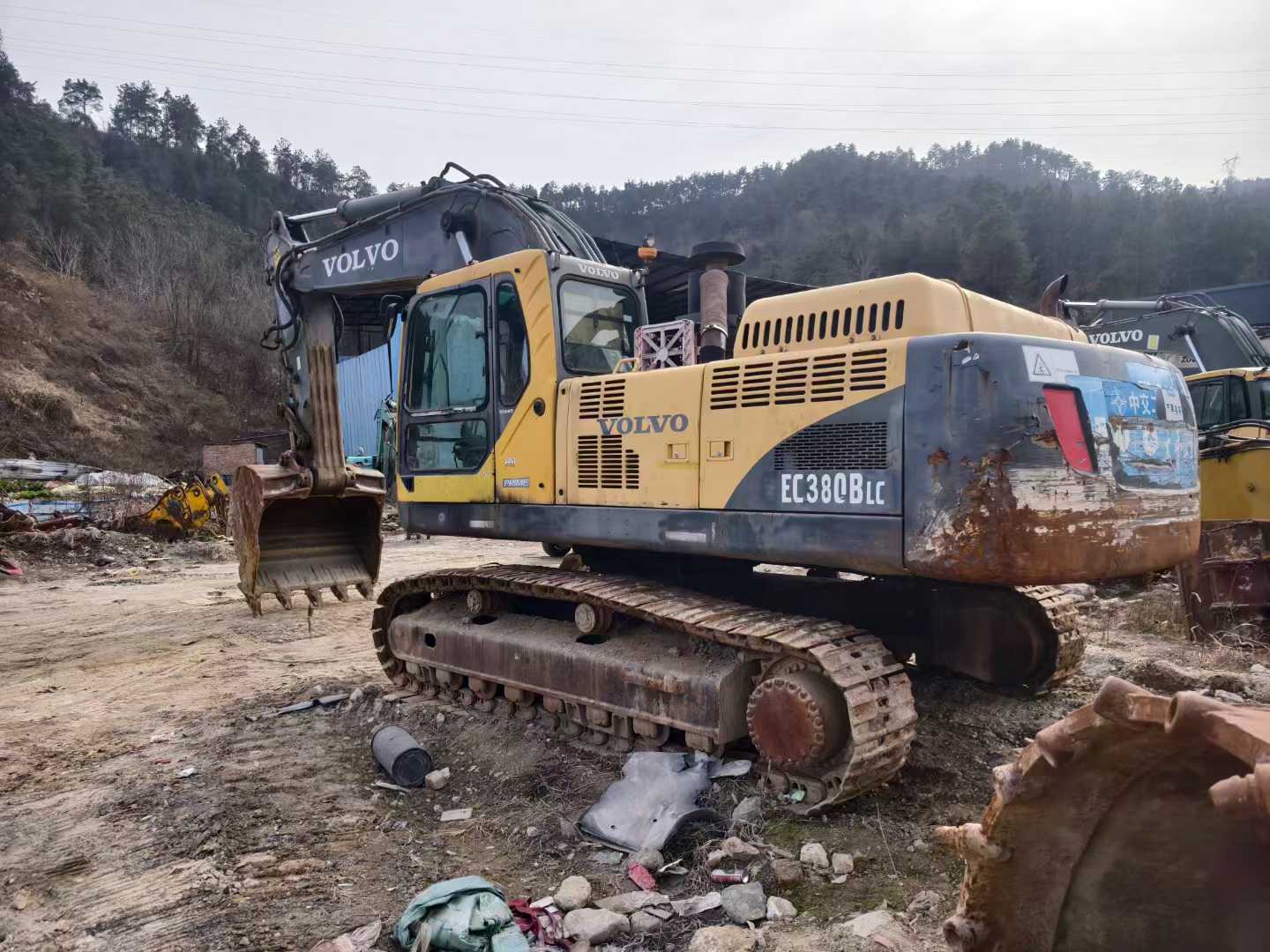 Used Volvo EC60 Excavator 2011 Model / 3