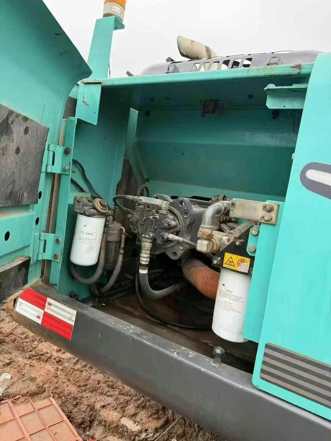 Used Kobelco SK200 Excavator 2016 Model / 4