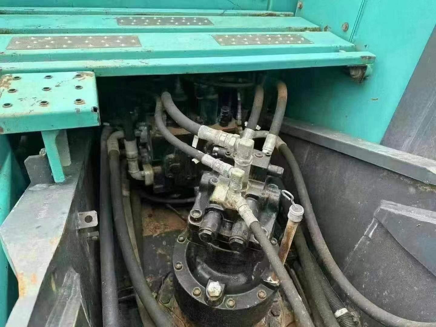 Used Kobelco SK200 Excavator 2021 Model / 8