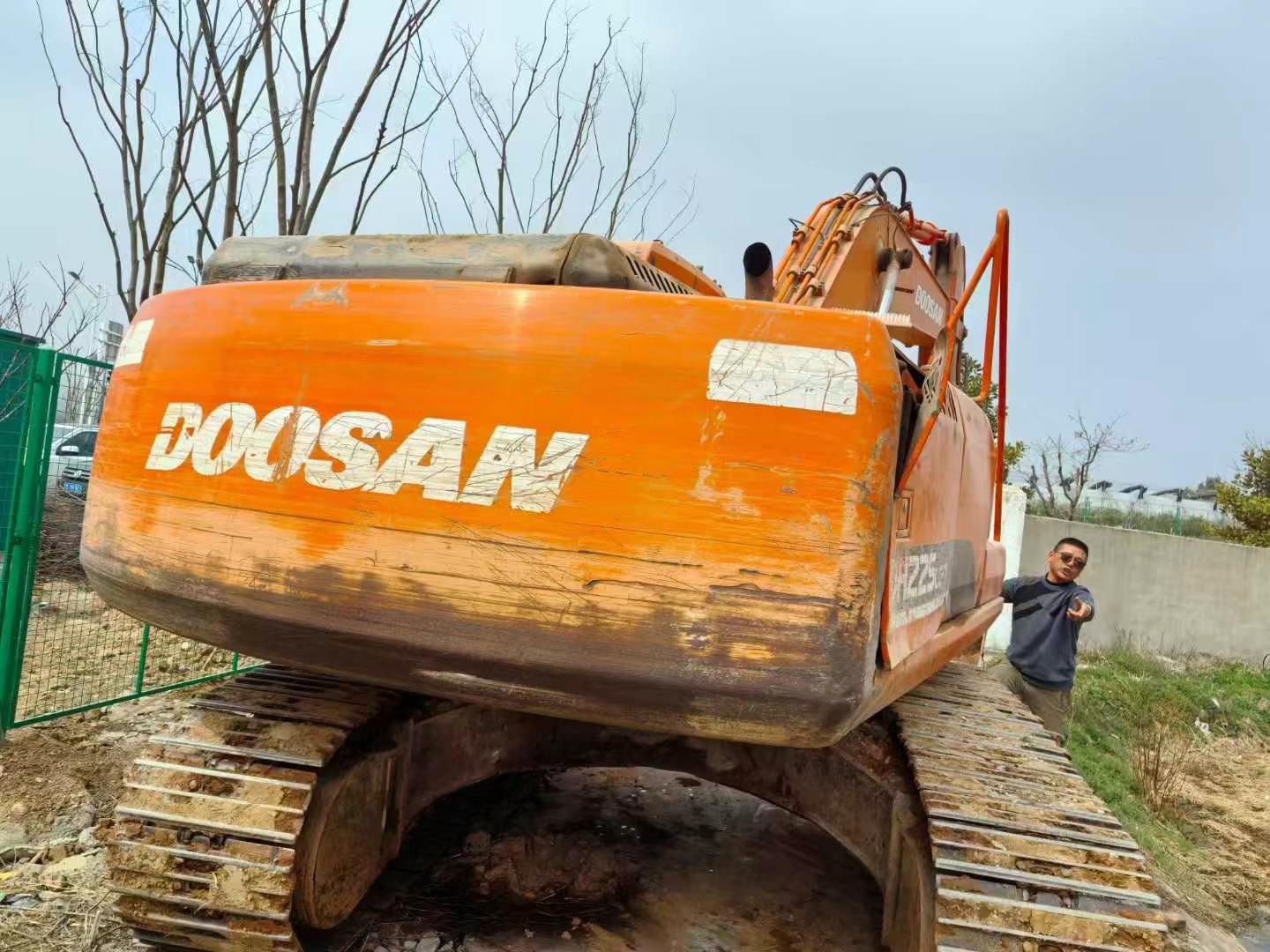 Used Doosan S225 Excavator 2016 Model / 2