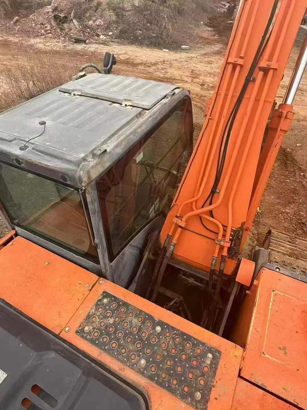 Used Hitachi ZAXIS200 Excavator 2016 Model / 8