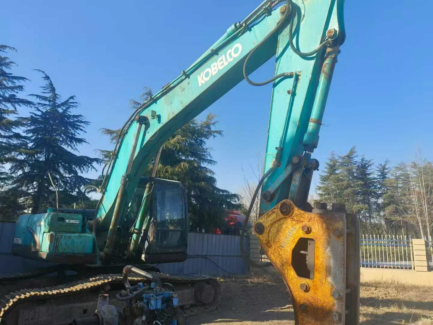 Used Kobelco SK210 Excavator 2016 Model / 2