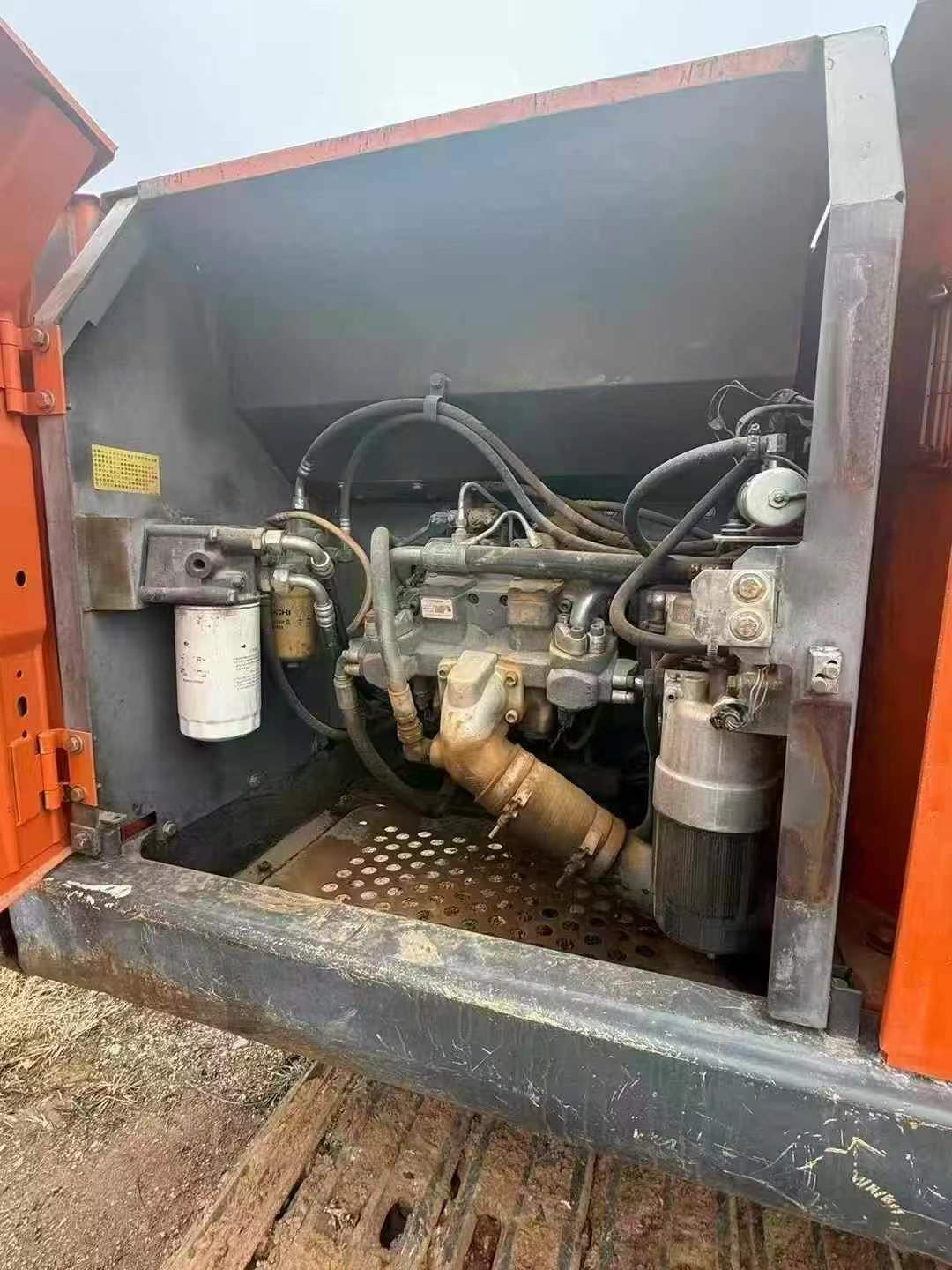 Used Hitachi ZAXIS200 Excavator 2016 Model / 4