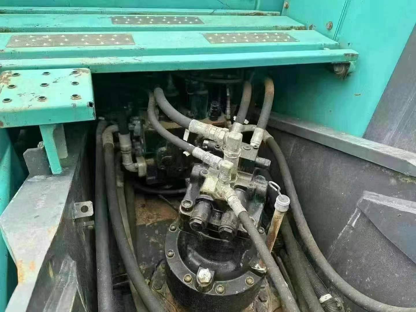 Used Kobelco SK200 Excavator 2021 Model / 8