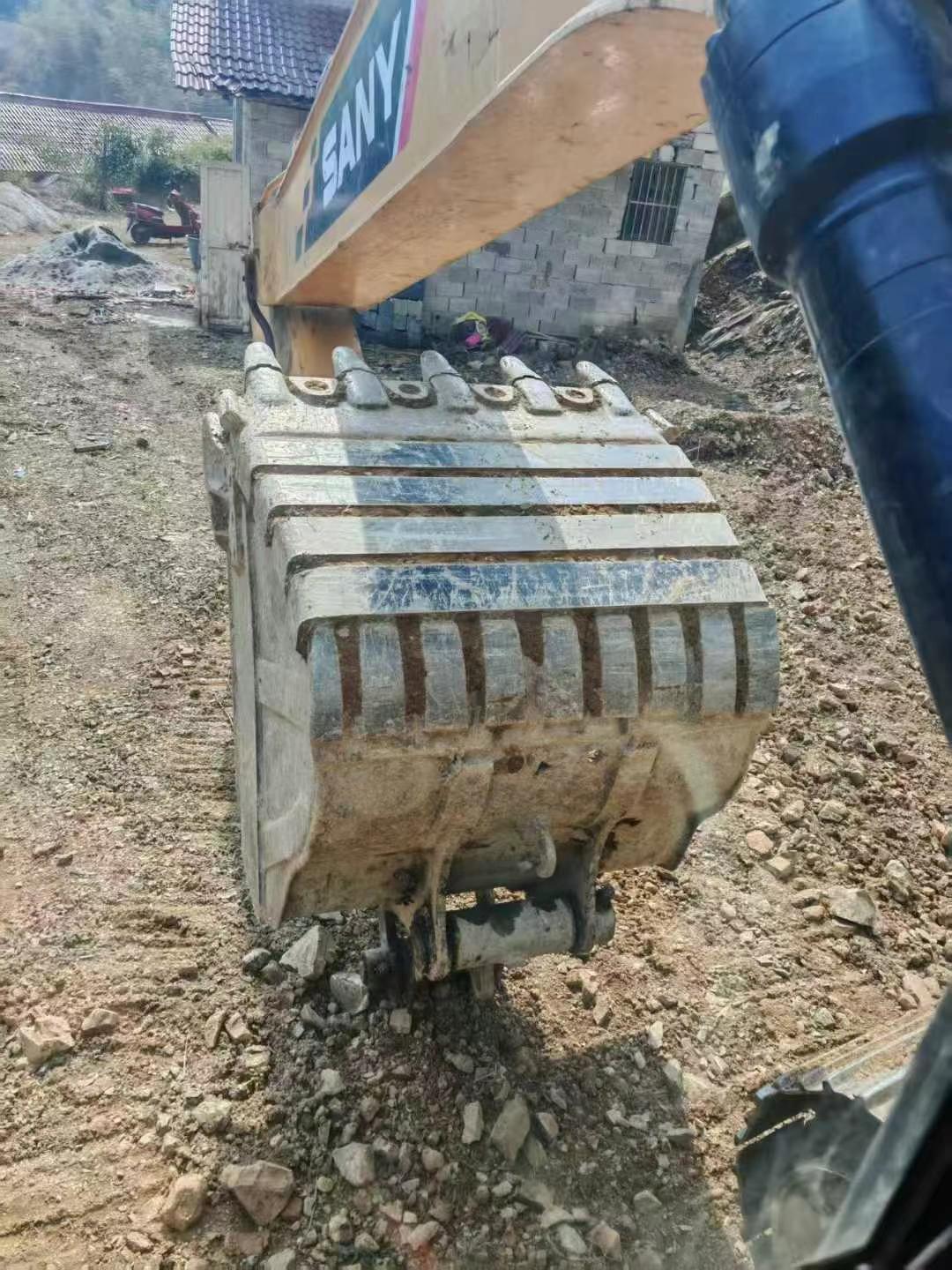 Used Sany SY205H Excavator 2021 Model / 4