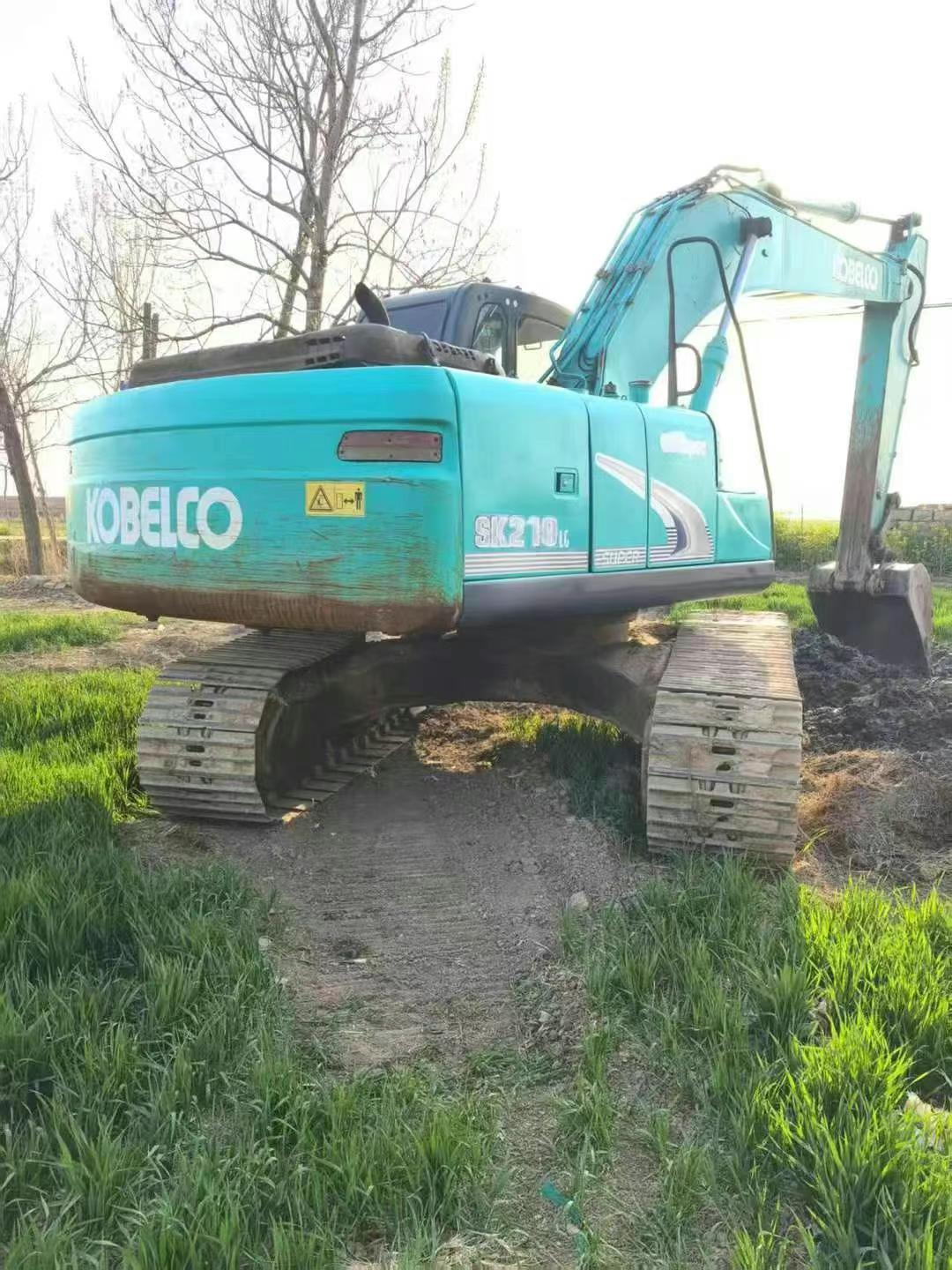 Used Kobelco SK210 Excavator 2011 Model / 9