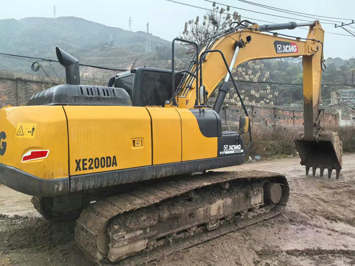 Used XCMG LW200 Excavator 2021 Model / 3