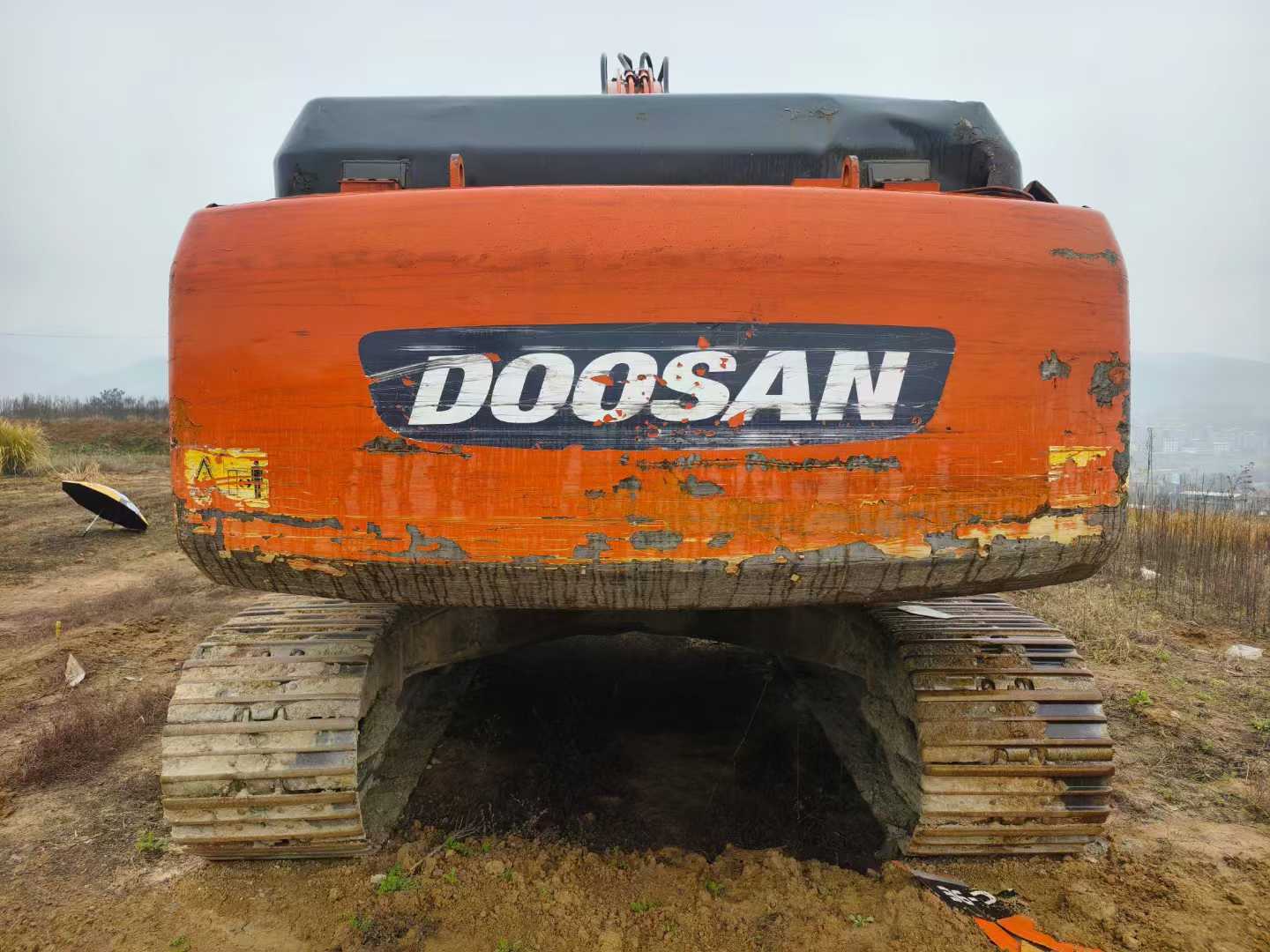 Used Doosan DH220 Excavator 2012 Model / 9