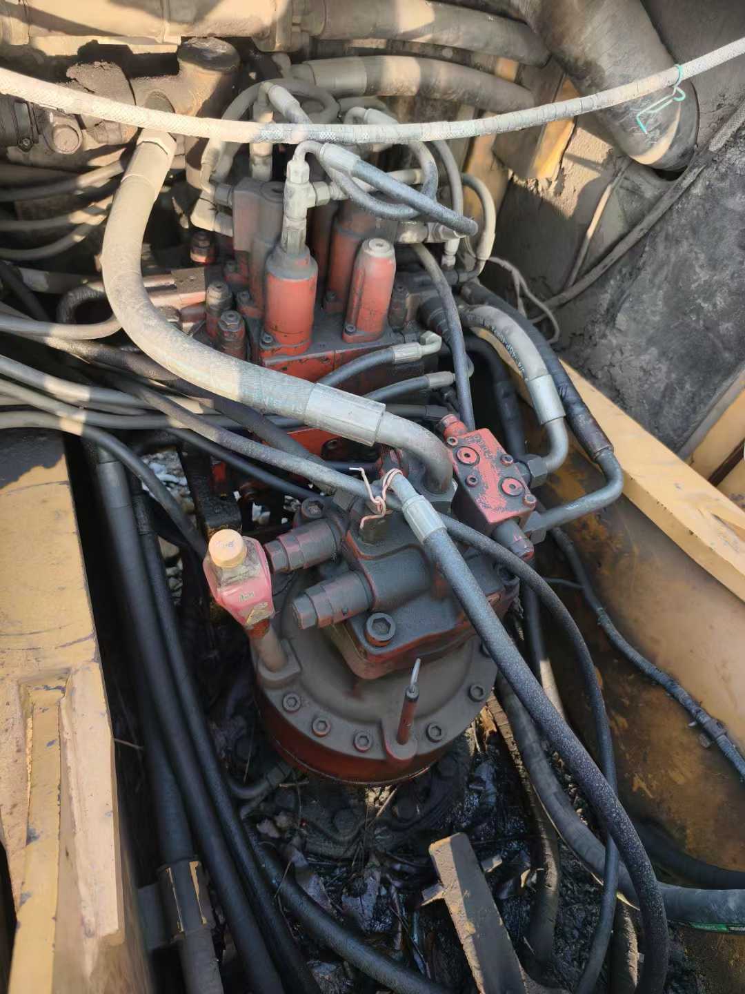 Used Doosan DH220 Excavator 2012 Model