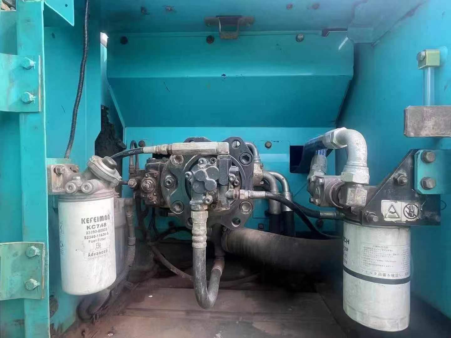 Used Kobelco SK200 Excavator 2016 Model / 8