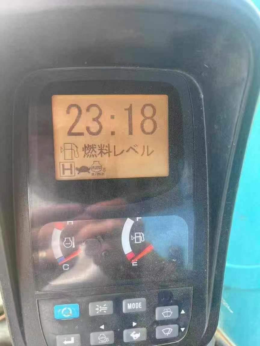 Used Kobelco SK200 Excavator 2016 Model / 5