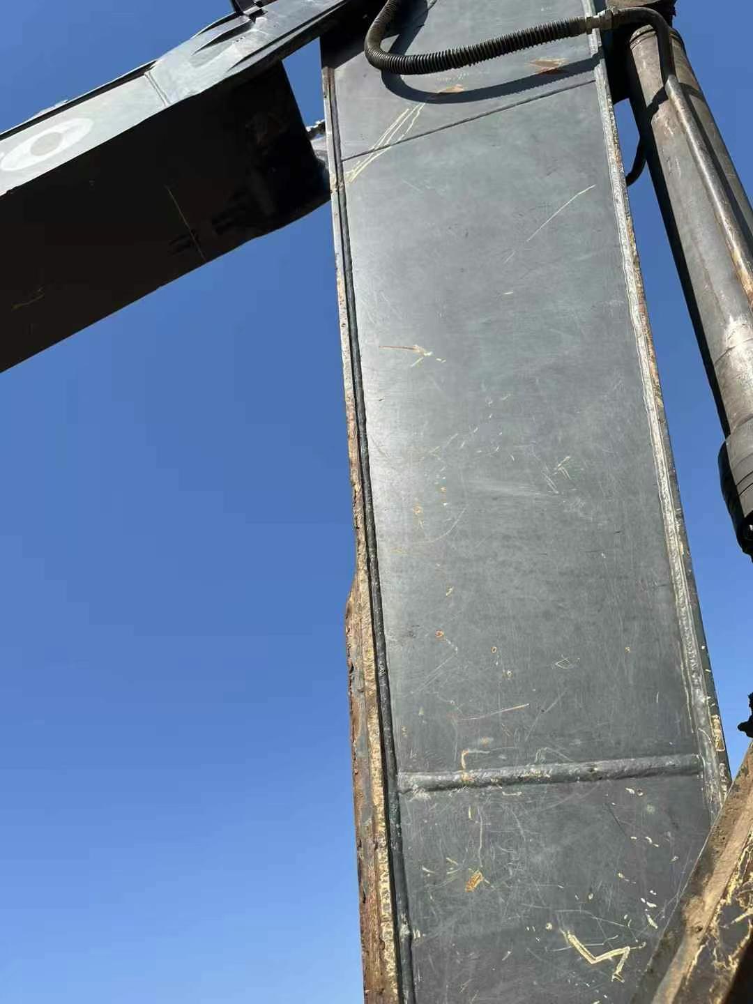 Used Volvo EC200 Excavator 2016 Model / 6