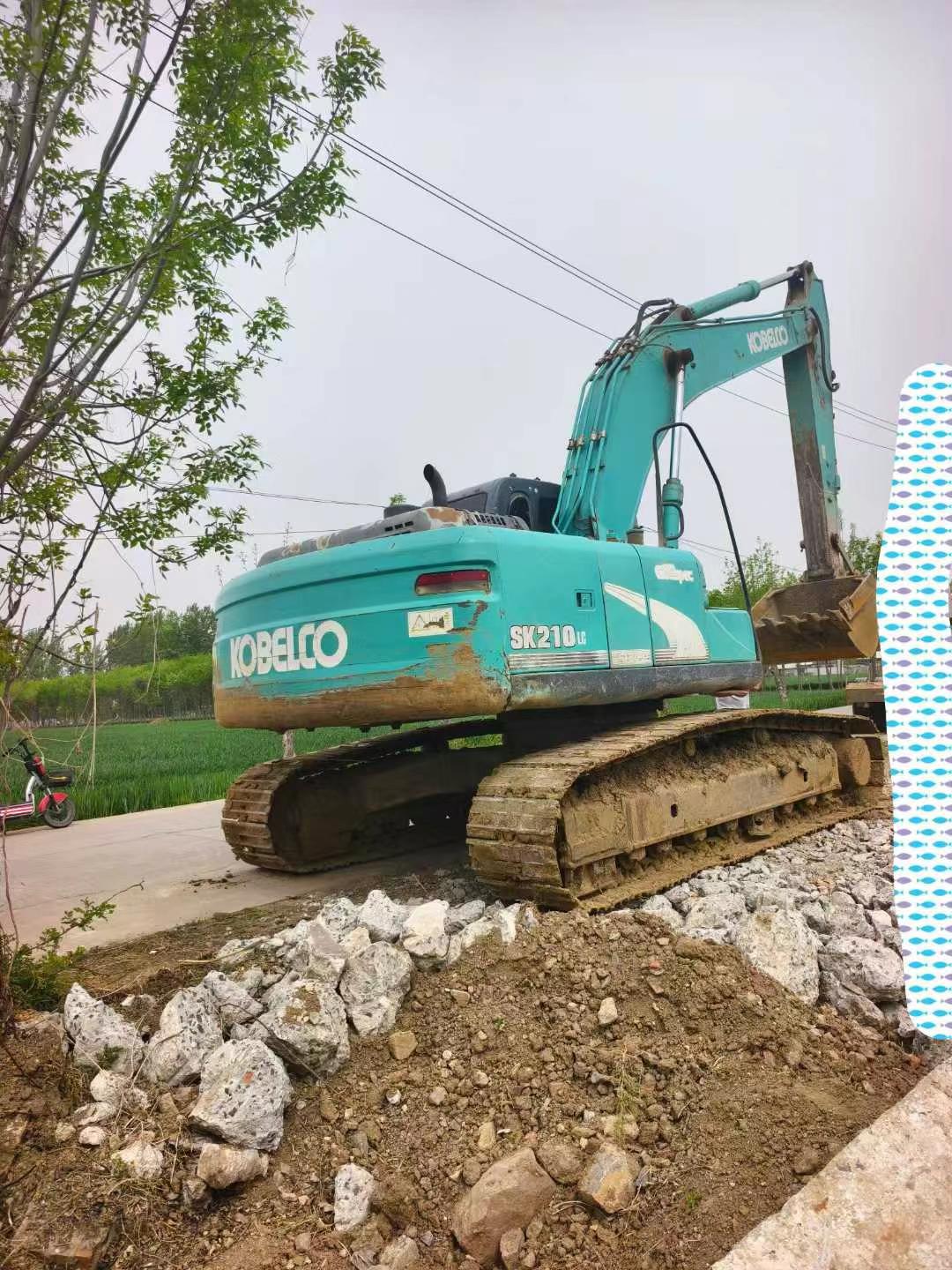 Used Kobelco SK210 Excavator 2016 Model / 9