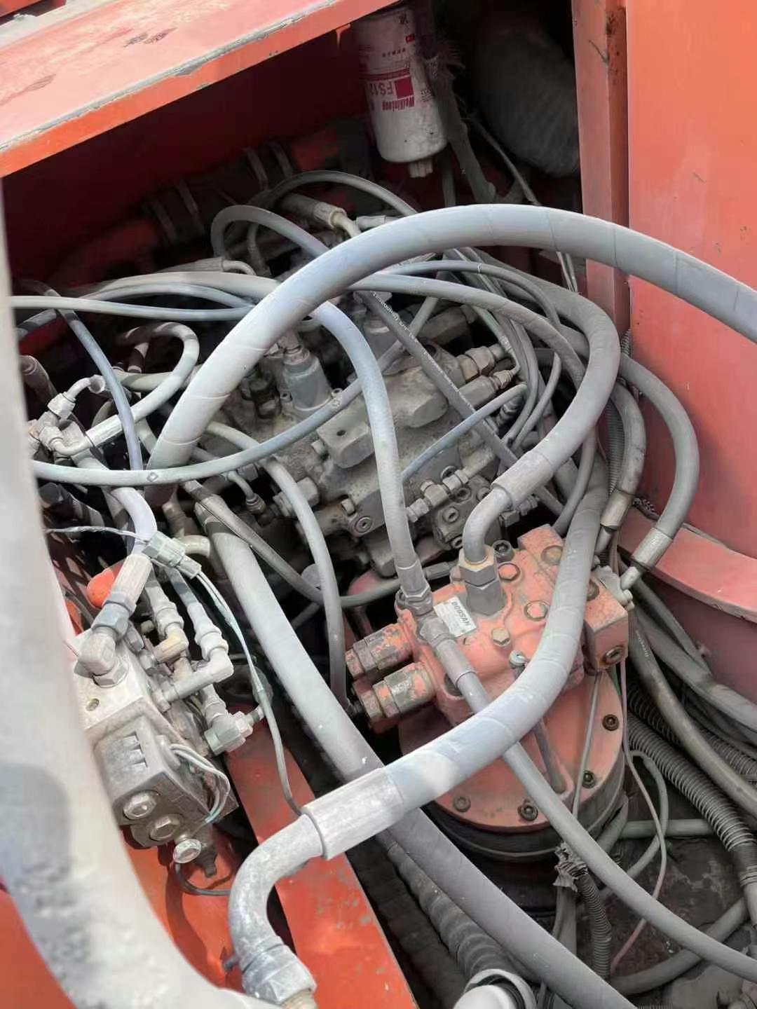 Used Doosan DX15 Excavator 2016 Model / 8