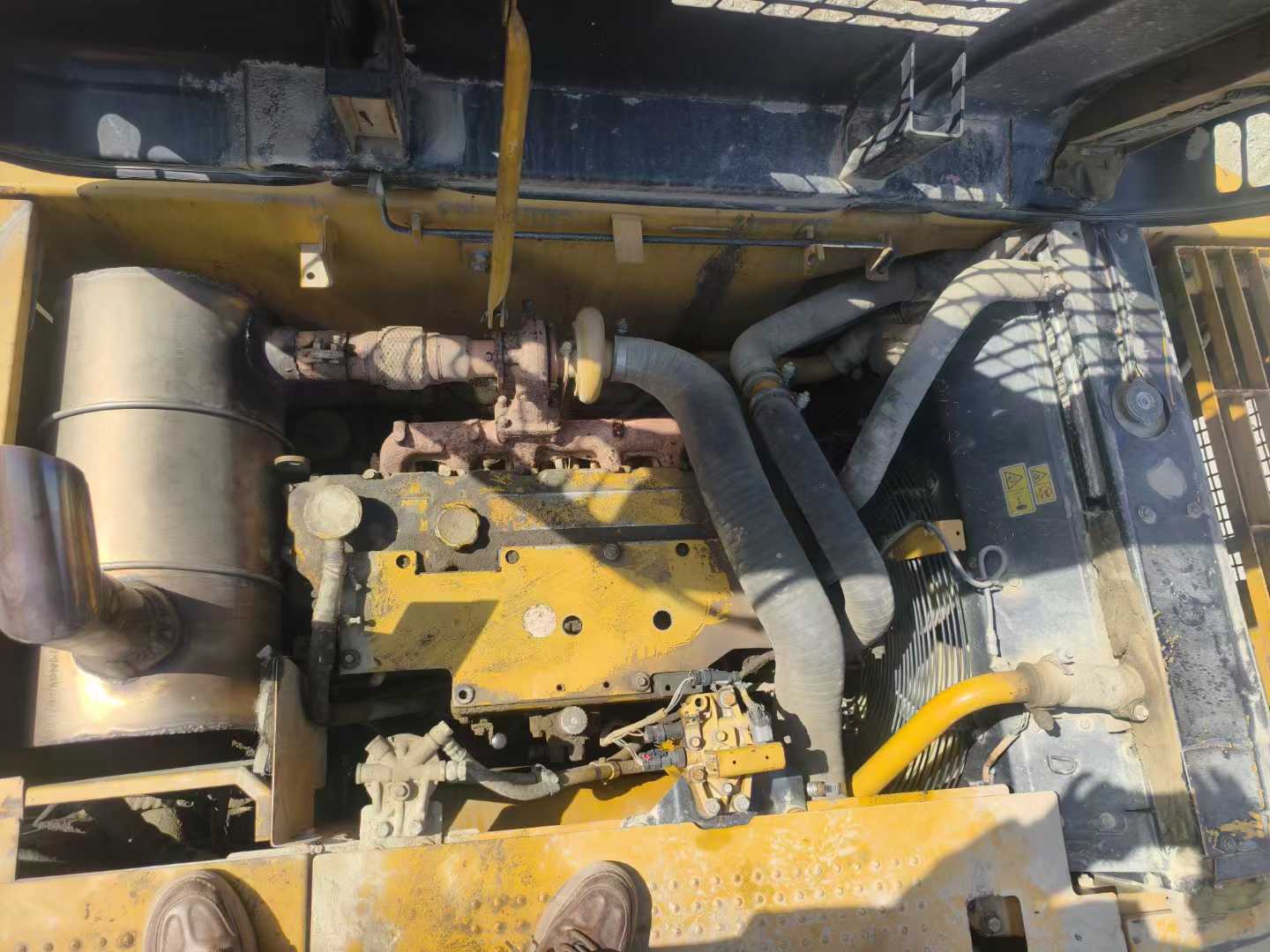 Used Caterpillar 323 Excavator 2010 Model / 7