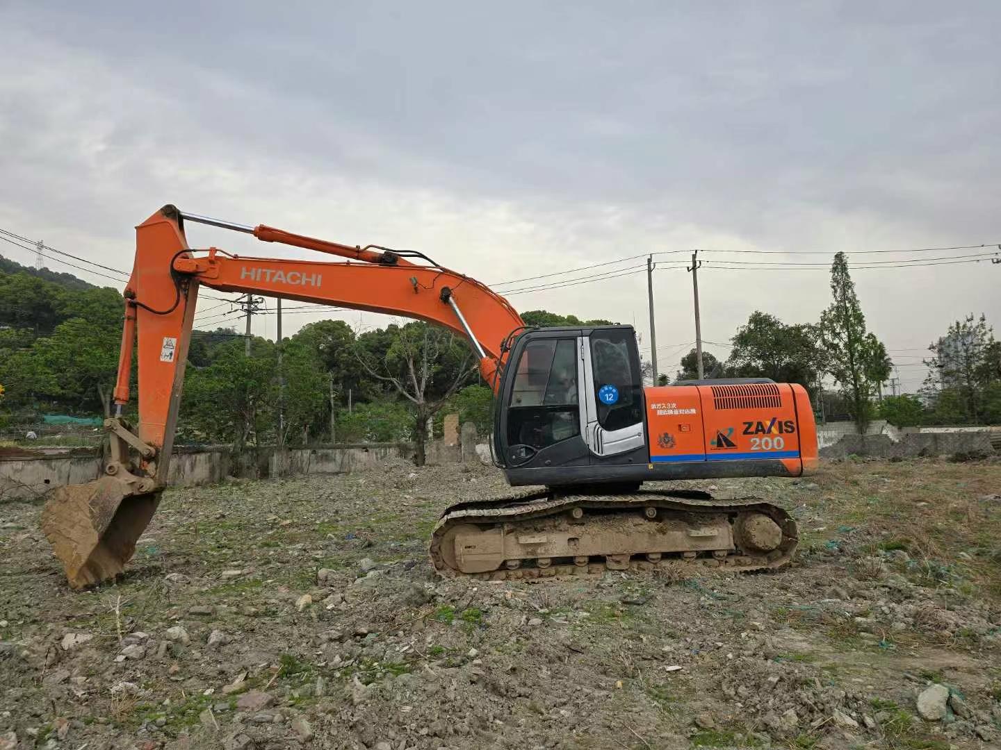 Used Hitachi ZAXIS200 Excavator 2016 Model / 6