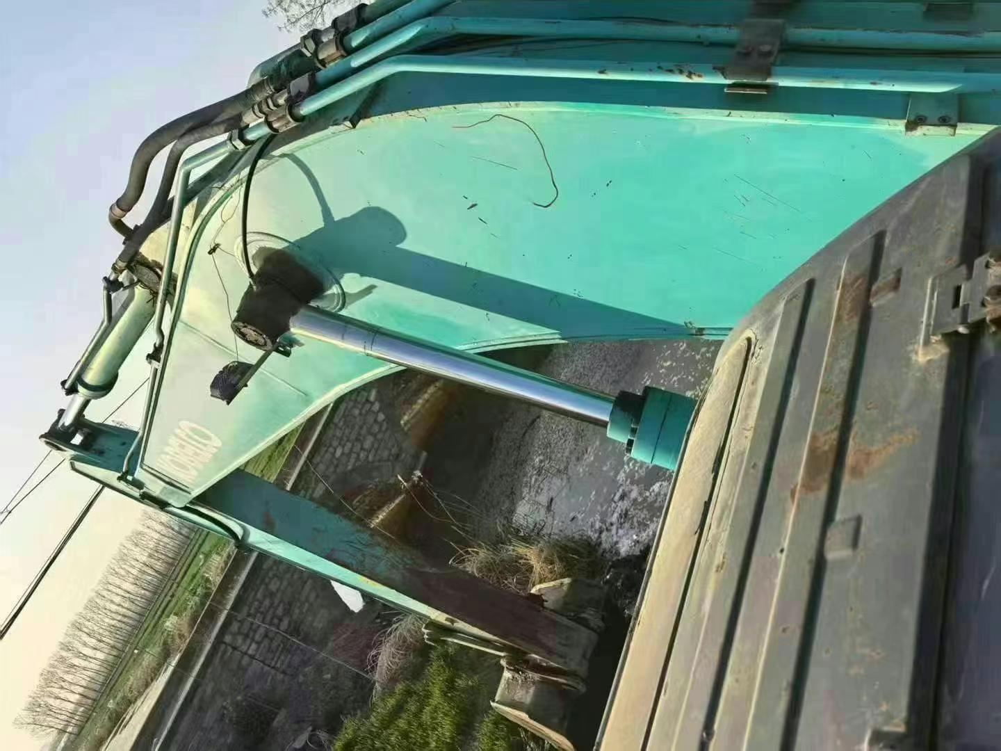 Used Kobelco SK210 Excavator 2011 Model / 8