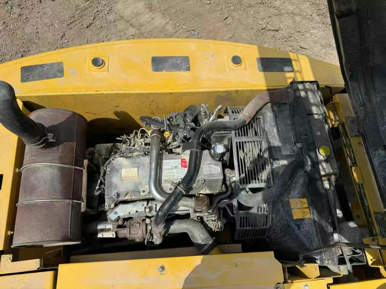 Used Kobelco SK210 Excavator 2015 Model / 9